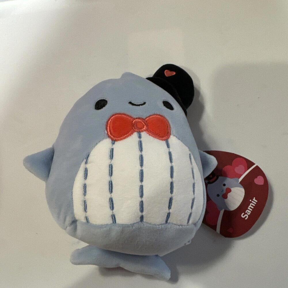 Squishmallows 5 inch "Samir" Blue Whale Top Hat Bow Tie Valentines 2023